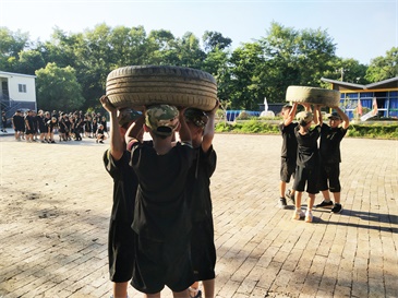 軍事夏令營-拓展游戲活動